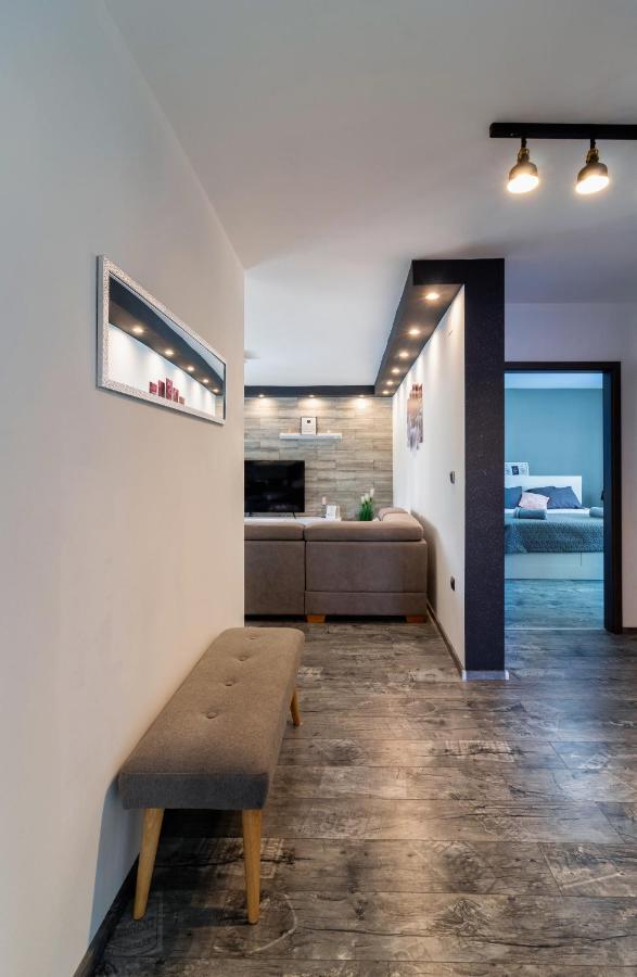 Apartman Gabrijela Muntic ภายนอก รูปภาพ